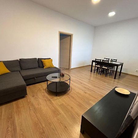 Elegant City Center Apartment Bukareszt Zewnętrze zdjęcie