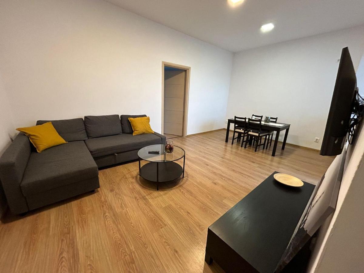 Elegant City Center Apartment Bukareszt Zewnętrze zdjęcie