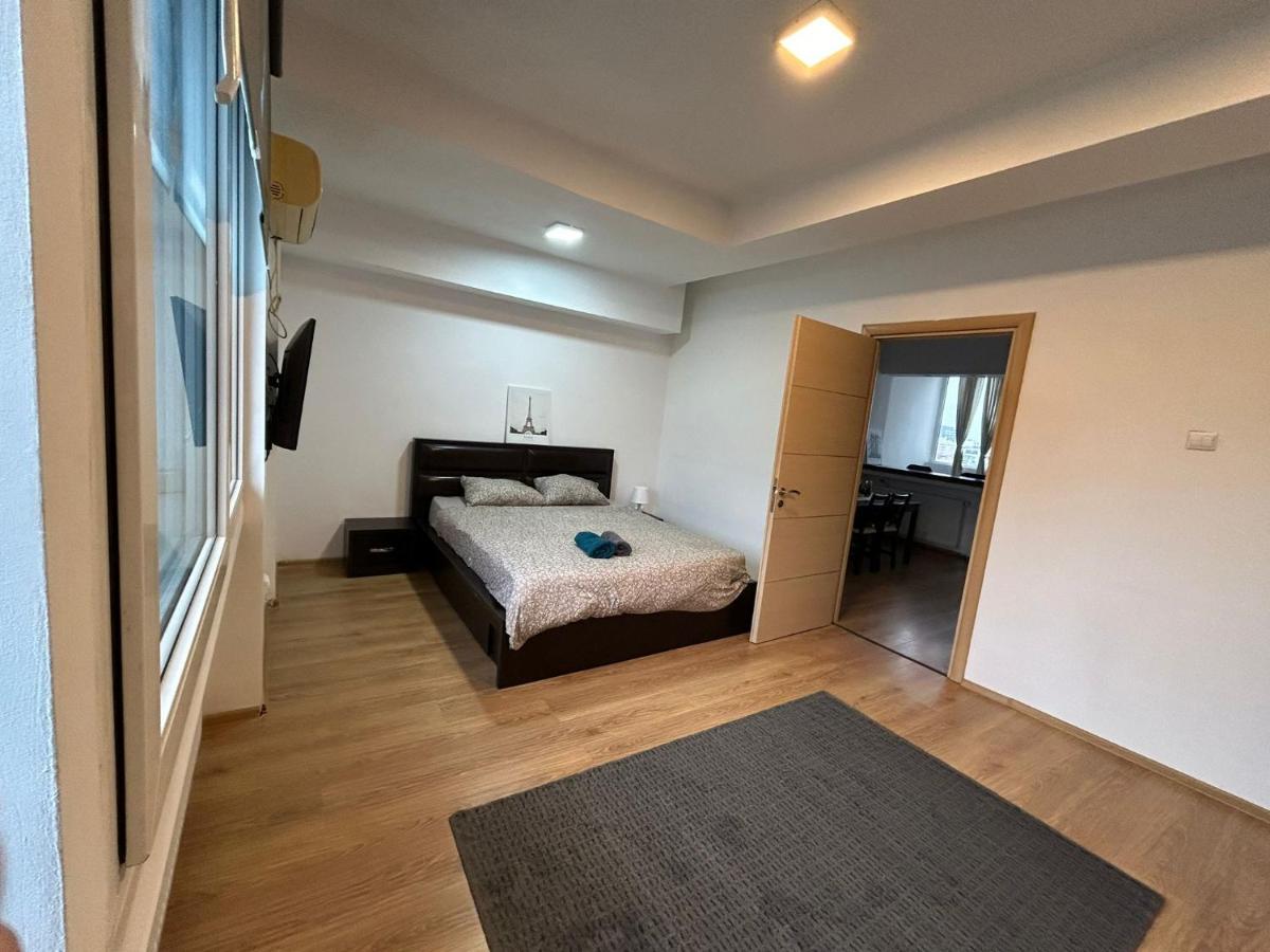 Elegant City Center Apartment Bukareszt Zewnętrze zdjęcie
